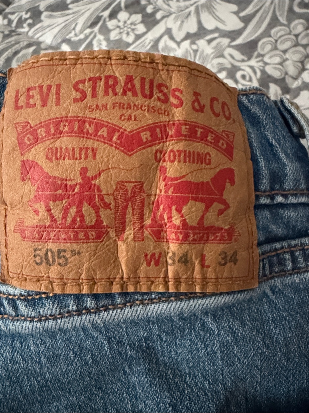 Levi's 505 Men's Light Blue Straight Jeans - Picture 2 of 2